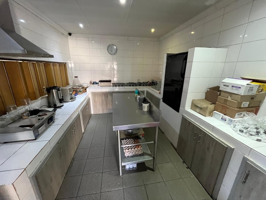 19 Bedroom Property for Sale in Universitas Free State